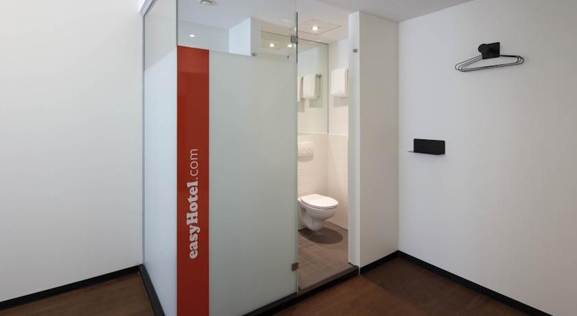 easyHotel Rotterdam City Centre