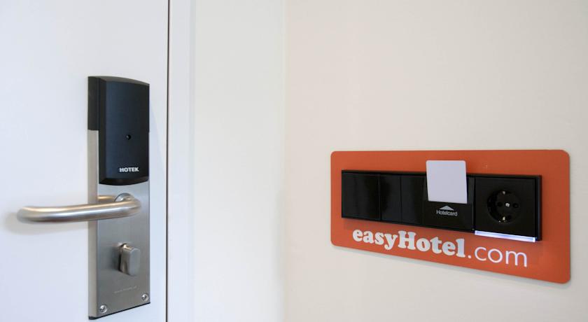 easyHotel Rotterdam City Centre