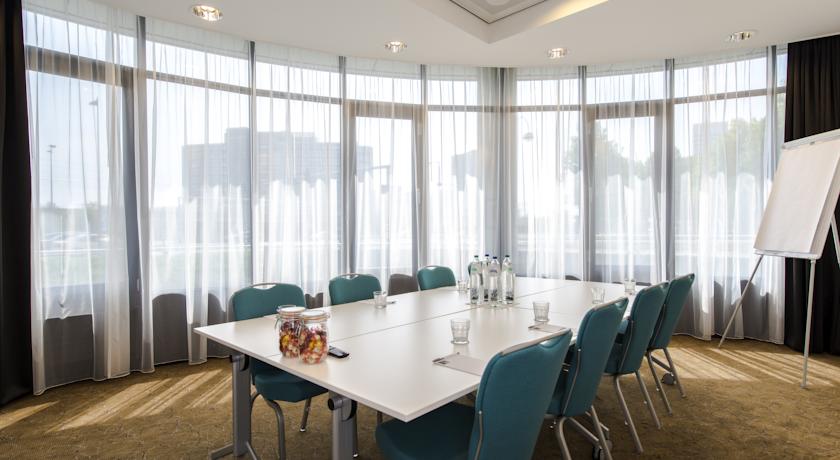 Hampton by Hilton Amsterdam Airport Schiphol Hampton by Hilton Amsterdam Airport Schiphol