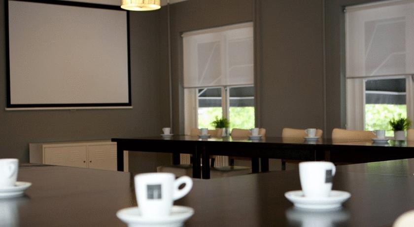 Linge Hotel Elst Linge Hotel Elst