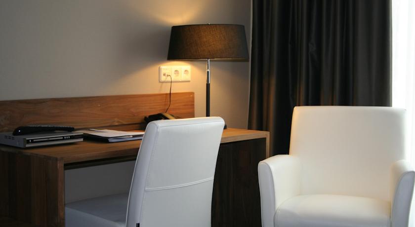 Linge Hotel Elst Linge Hotel Elst