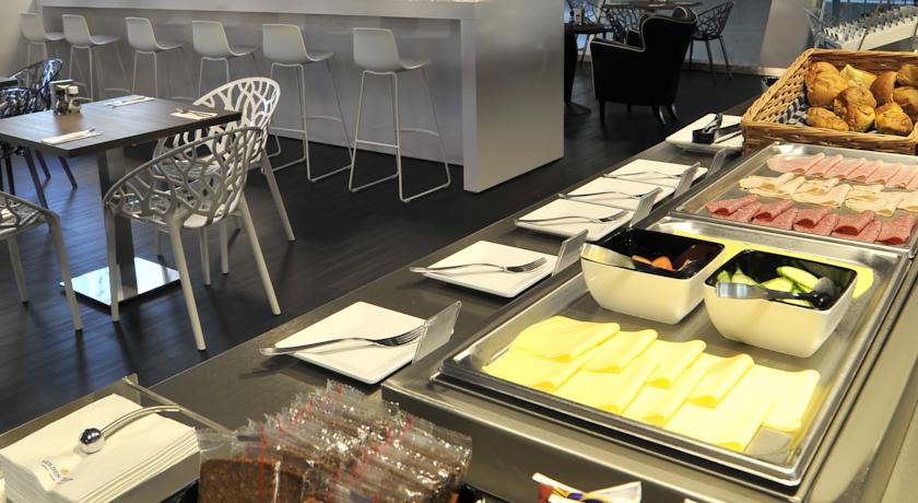 Tulip Inn Eindhoven Airport Tulip Inn Eindhoven Airport