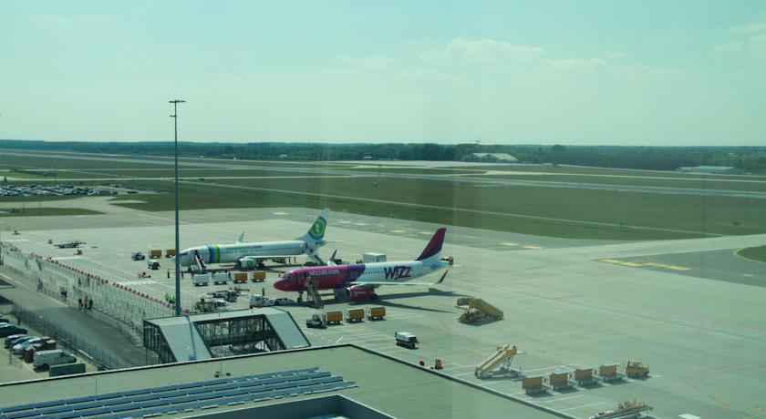 Tulip Inn Eindhoven Airport Tulip Inn Eindhoven Airport