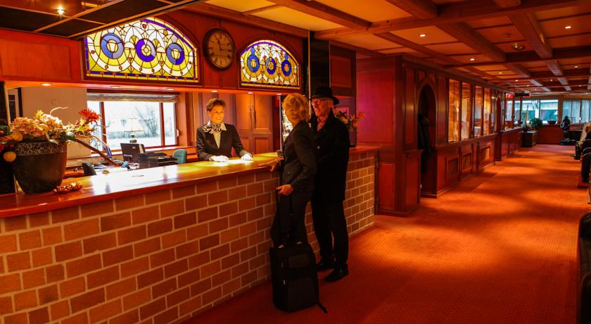 Amicitia Hotel Sneek Amicitia Hotel Sneek