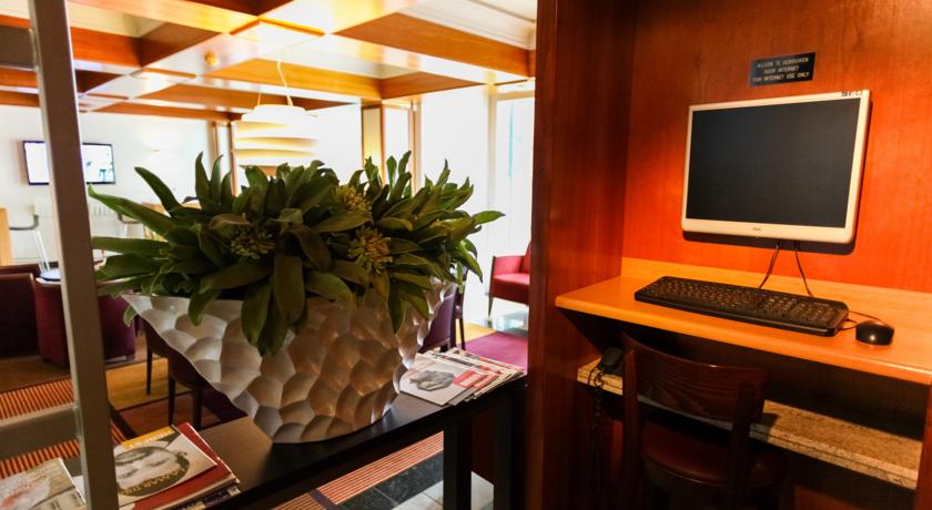 Grand Hotel Amstelveen Grand Hotel Amstelveen