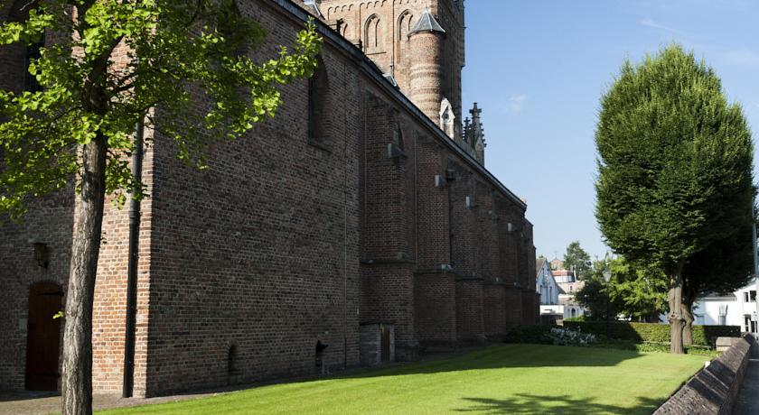 Linge Hotel Elst Linge Hotel Elst