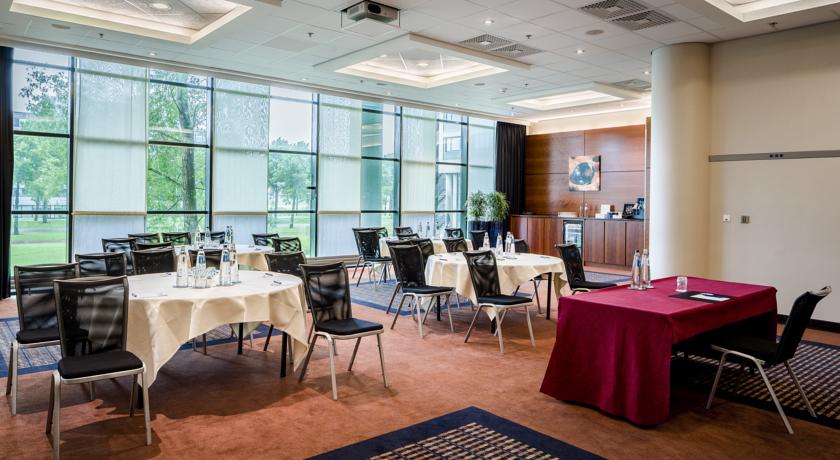 Radisson BLU Hotel Amsterdam Airport Radisson BLU Hotel Amsterdam Airport
